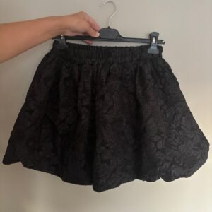 Bloemen ballonrokje zwart