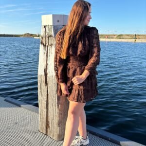 Ruffle jurkje donkerbruin